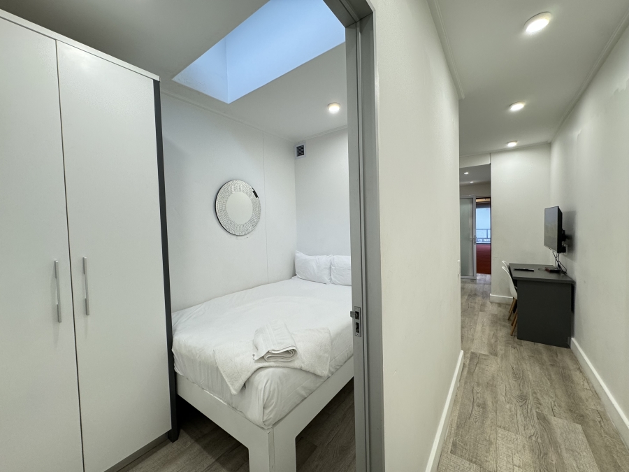 2 Bedroom Property for Sale in Woodstock Western Cape